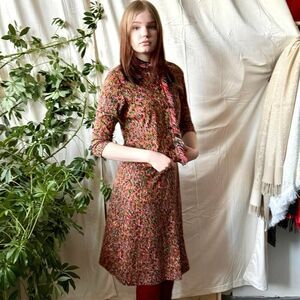 Vintage 60s Fringed Pink / Multicolored Paisley Knit Jersey Jacket & Skirt Set